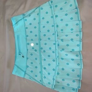 turquoise lululemon tennis skirt